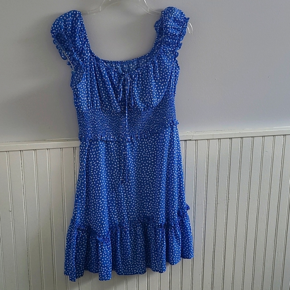 Womens dress small
